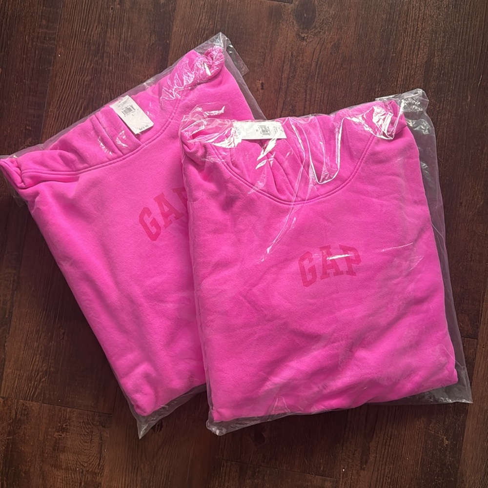 GAP TIKTOK famous hoodie NWT’S - Picture 3 of 3